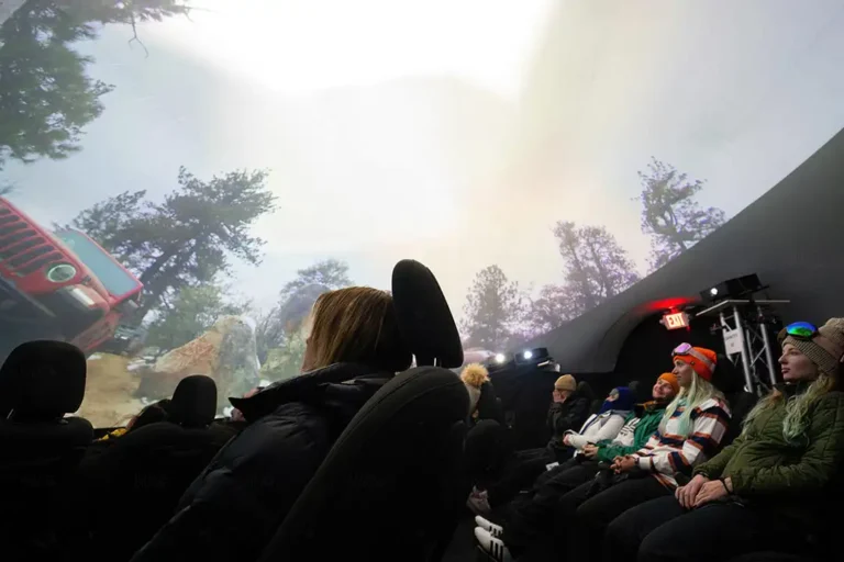 Vr Dome Jeep 4d Theater 5 768x512