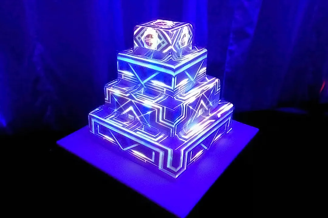 Wedding Cake Projection Mapping