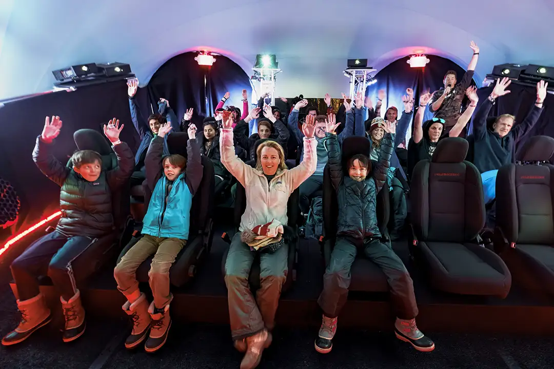 Group Jeep Dome Hands Up Excitement 1080x720 1