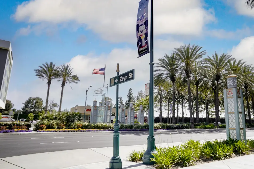 Outside Anaheim City Street Worldmark By Wyndham